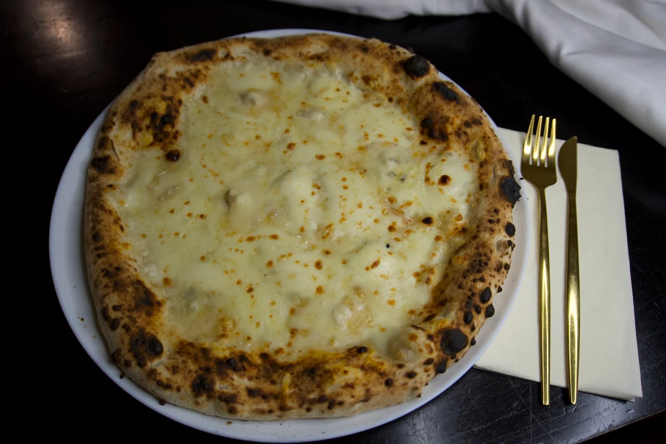 Quattro Formaggi at Napoleat